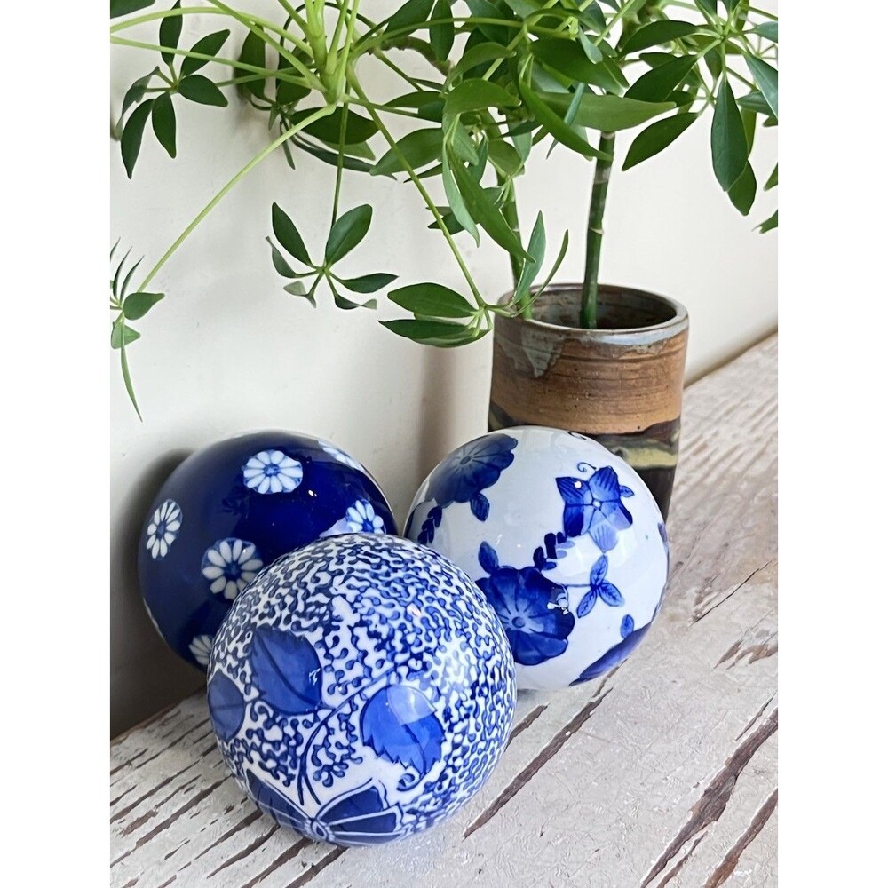 Vintage Pier 1 Blue & White Chinoiserie China Hand Painted Globes (3) Home Decor